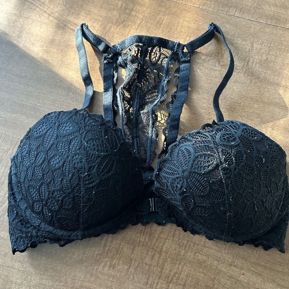 VS Pink Clasp Bra